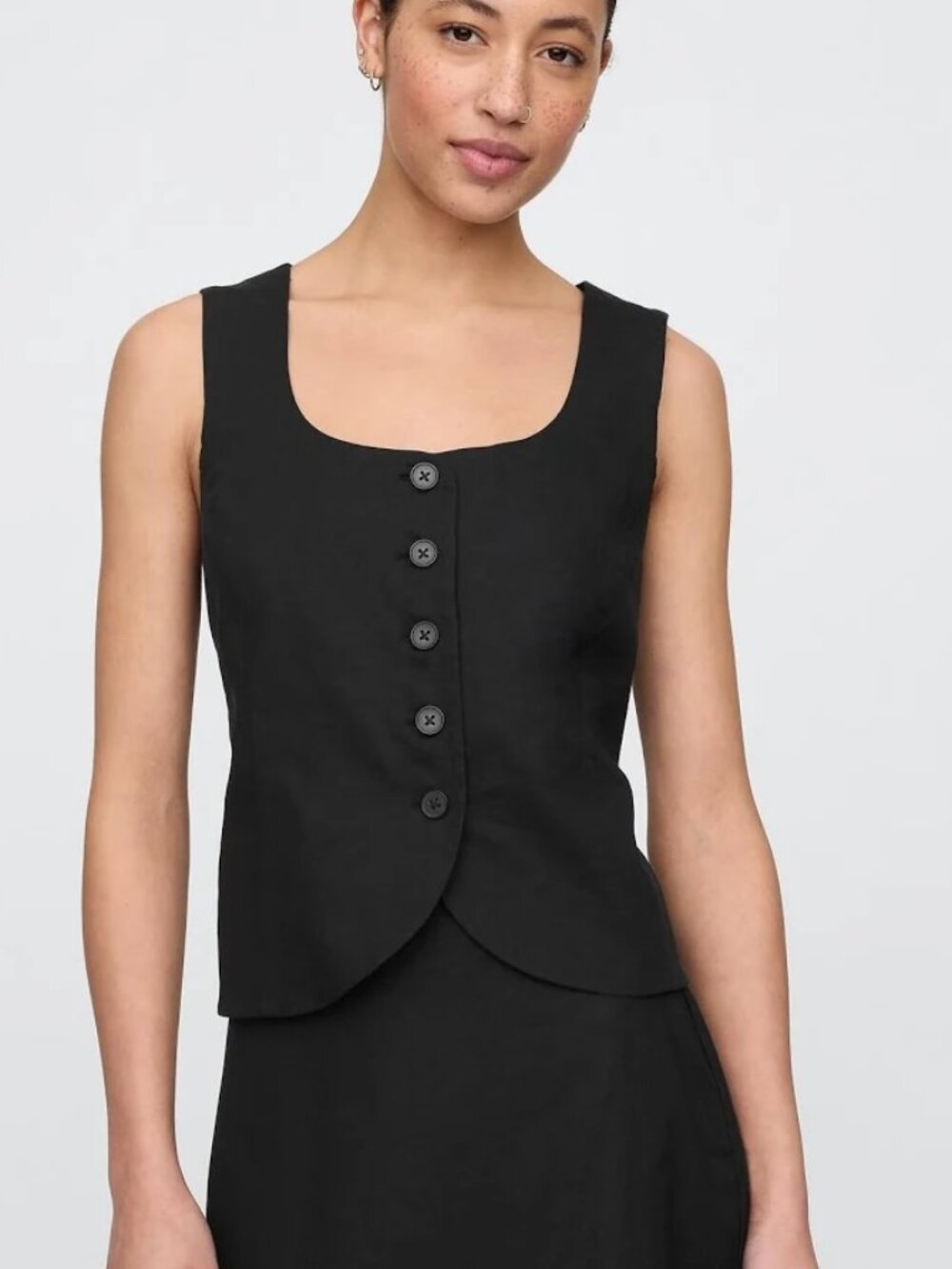 Gap Linen-Blend Scoopneck Vest